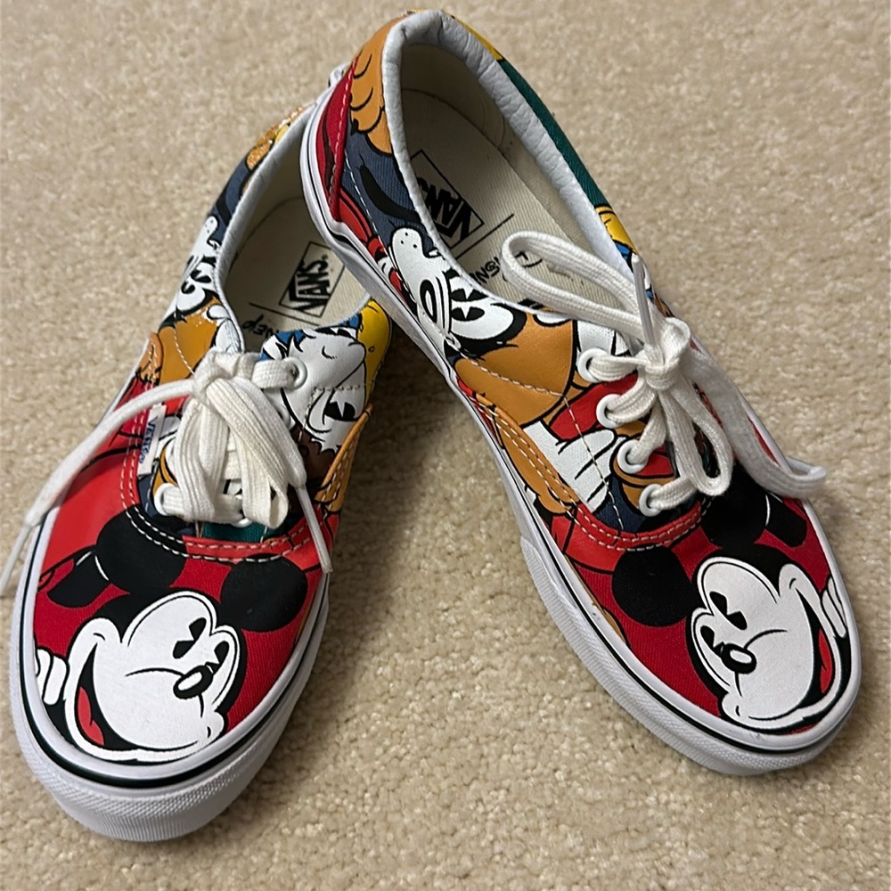 Disney Vans Off the Wall Mickey and friends character tennies youth 3